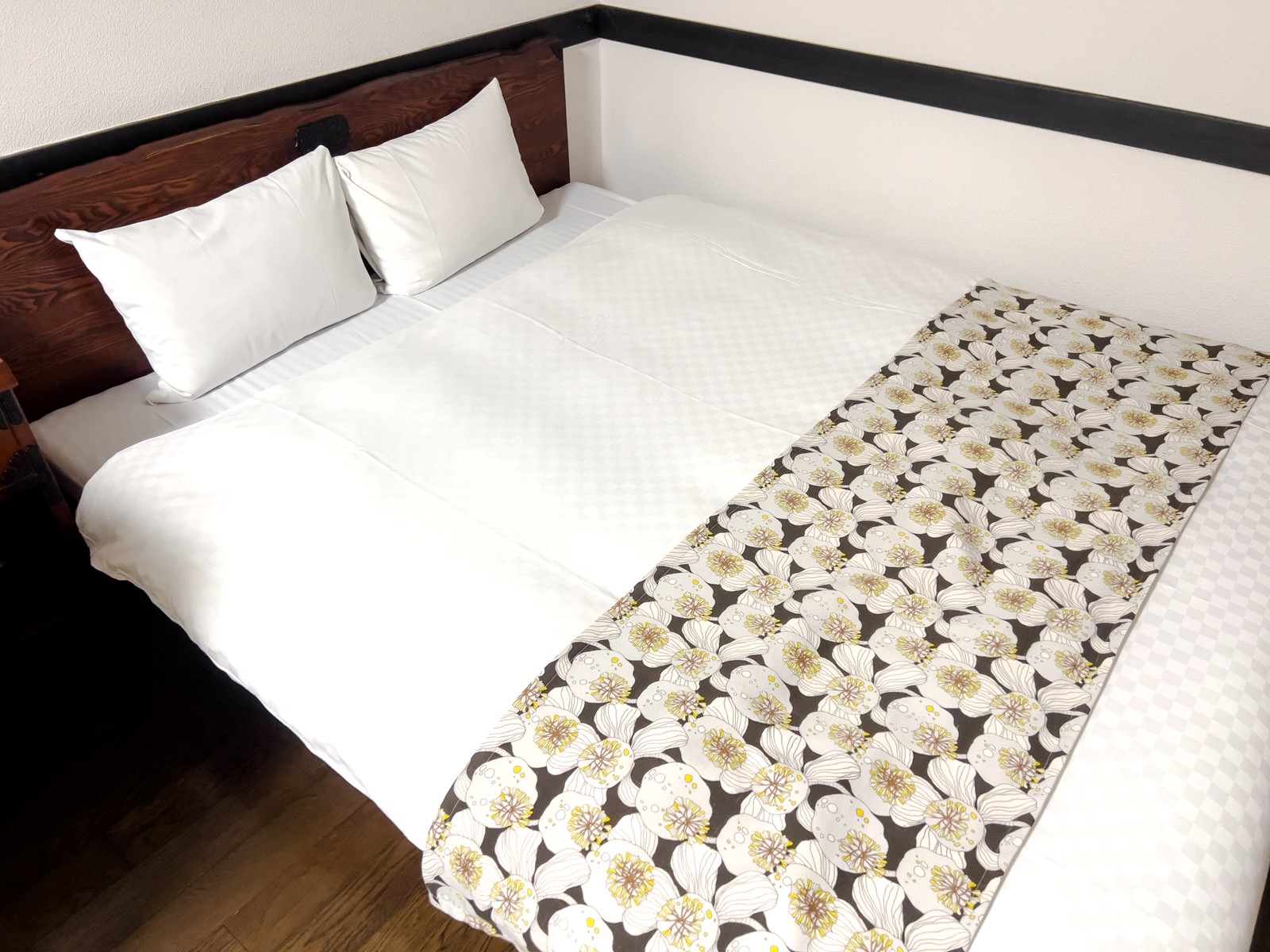 熊本 和数奇 司館 客室のベッド